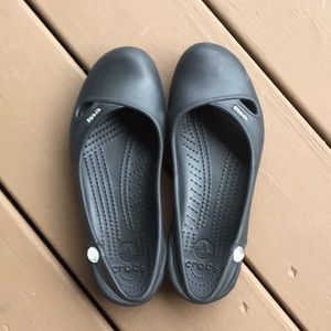 CROCS Flats Size 7 Wide